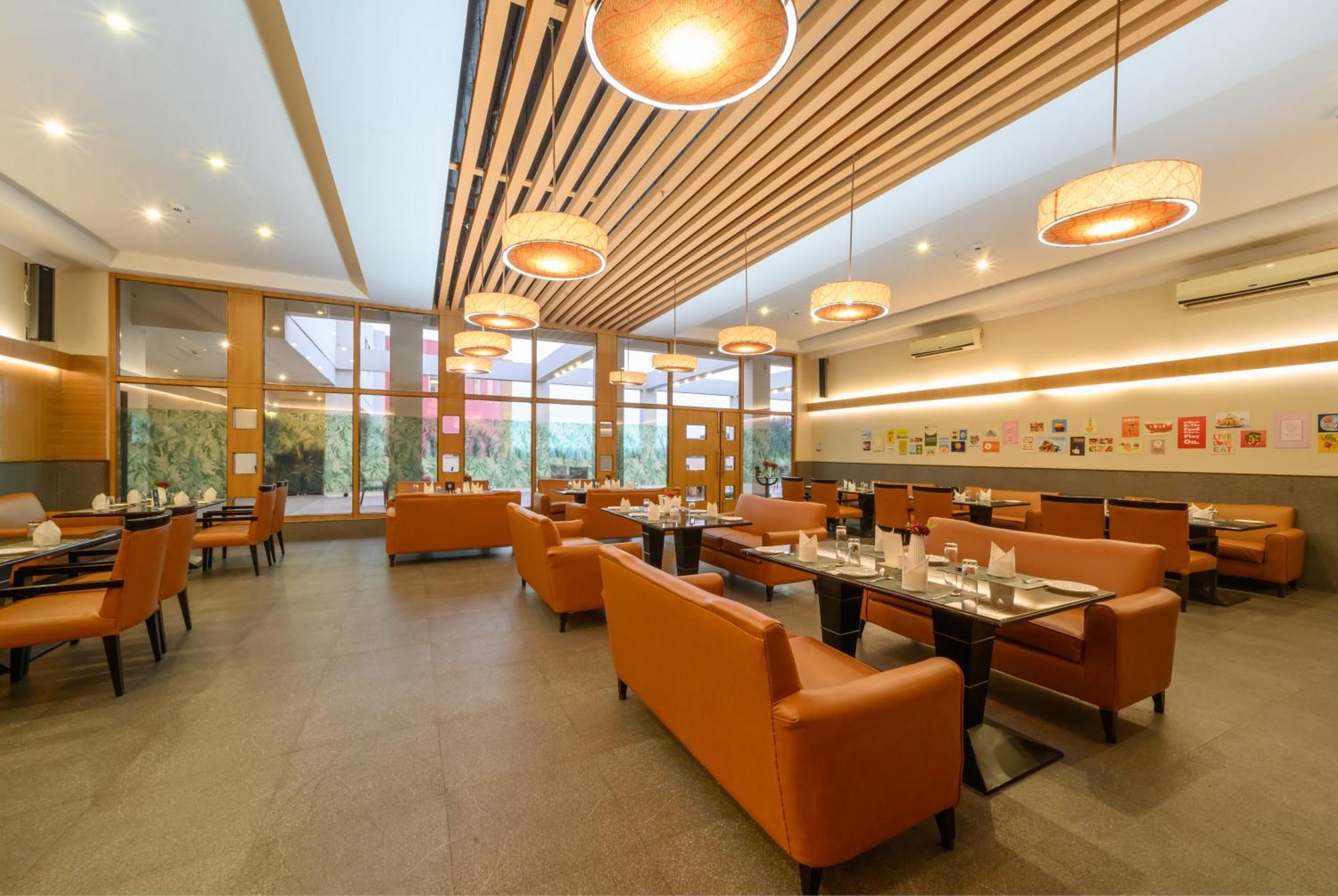 ซินแคลร์ พฤทวรรณ Hotel Barddhaman ภายนอก รูปภาพ